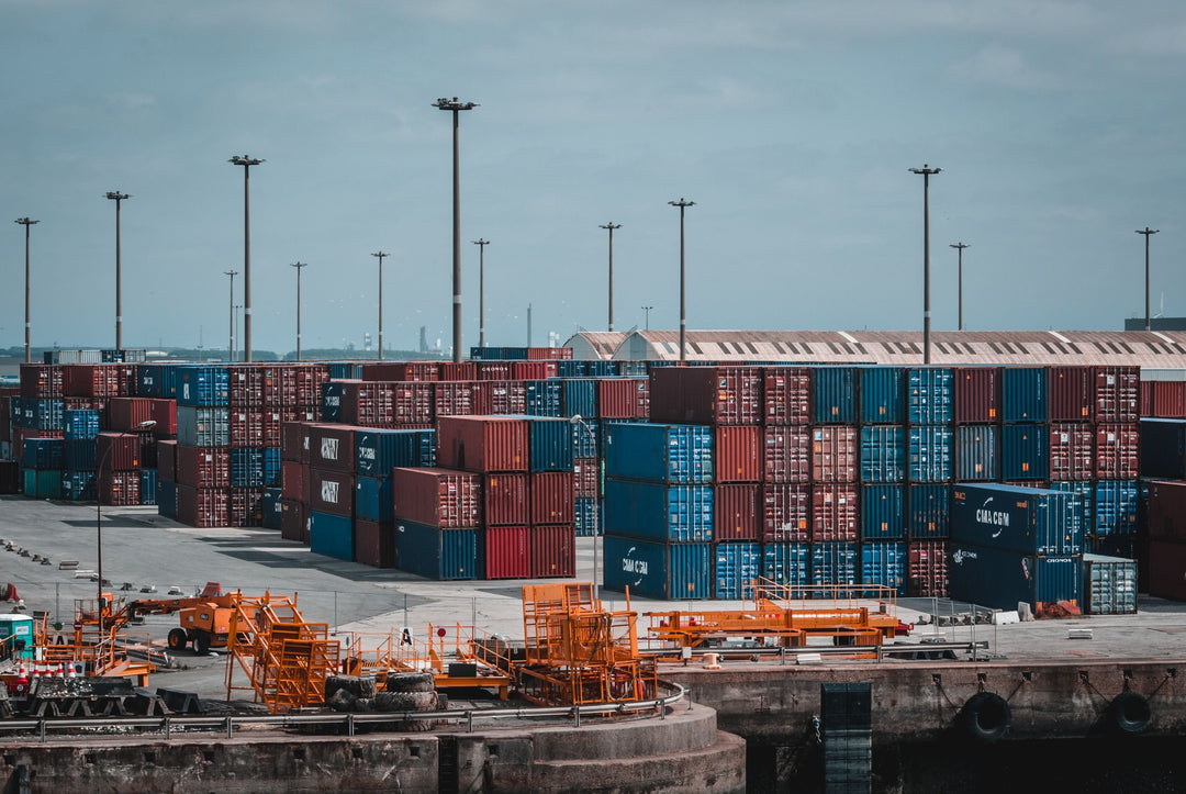 Navigating Logistics Challenges: Logistics and Shipping Issues in Today's Economy