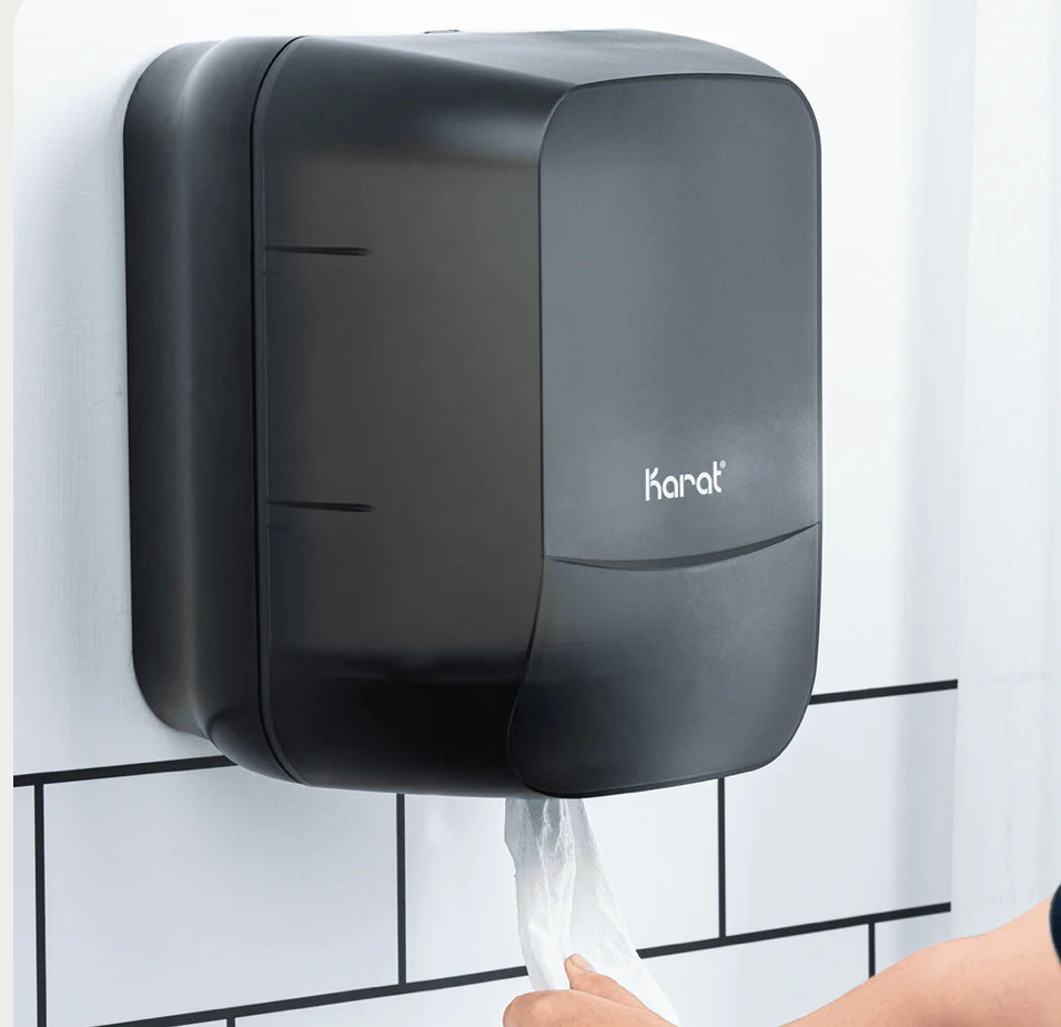 Center Pull Paper Towel, 2 Ply (White), 600', 6 Rolls